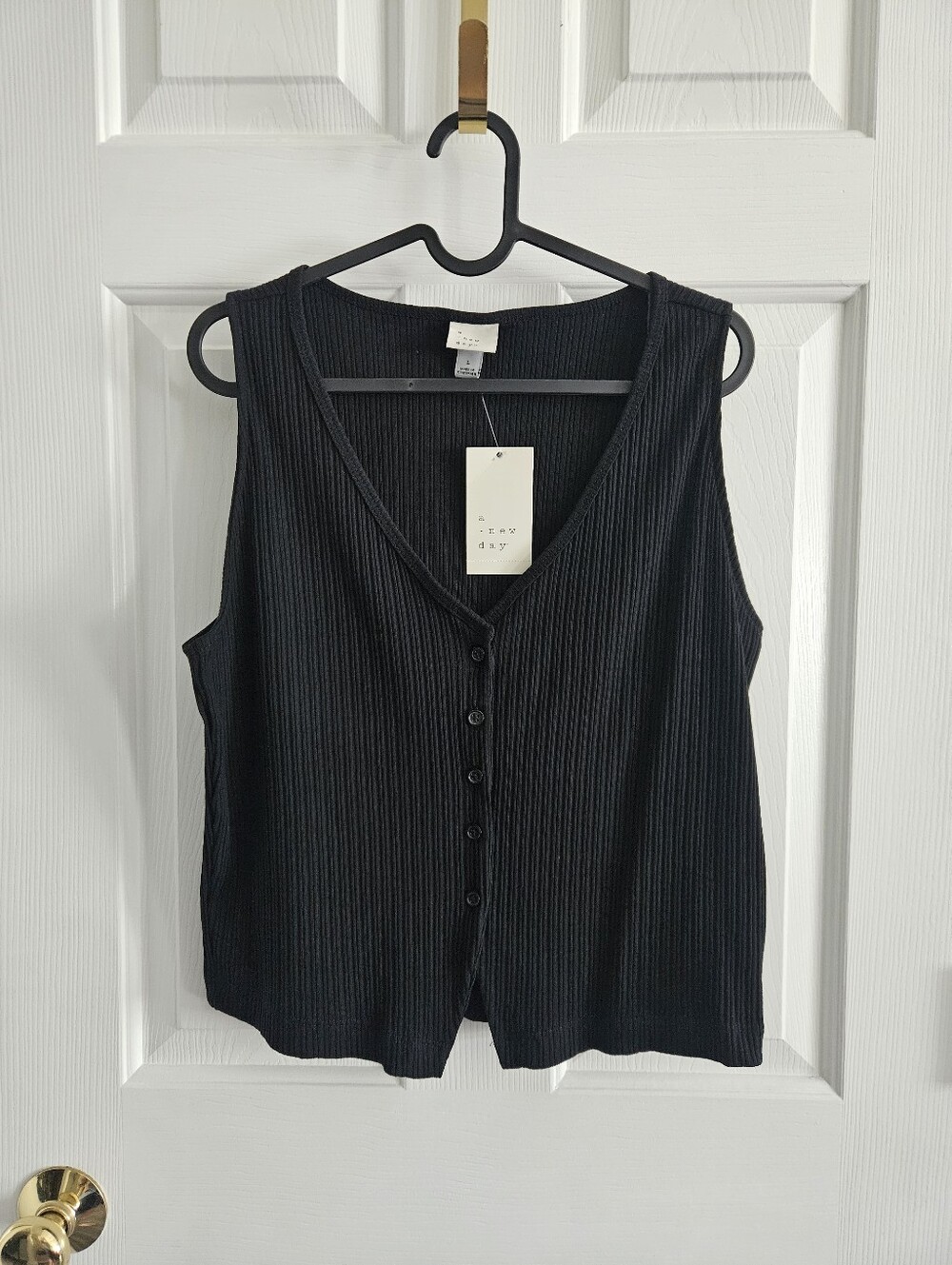NWT A New Day Black Ribbed Button Front V-Neck Vest Style Tank Top